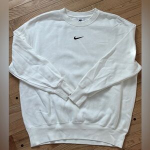 Men’s Nike White Sweatshirt